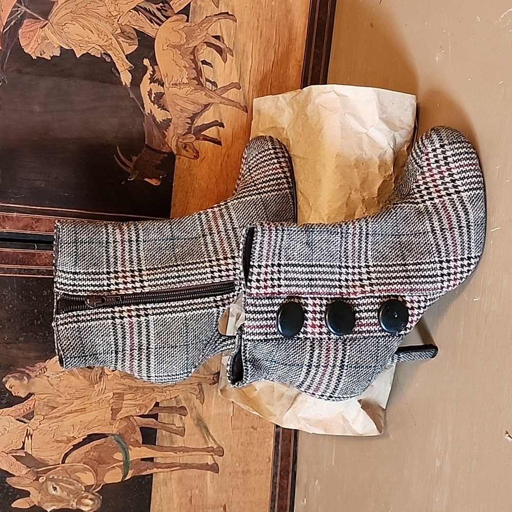 Diba tweed bootie